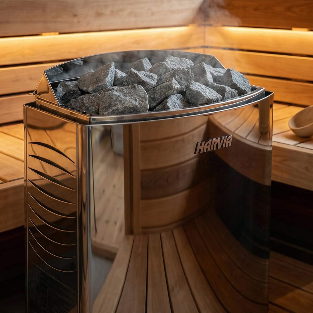 Rövia Elvaria 4-Person Red Cedar Hybrid Infrared & Steam Sauna with 6kW Harvia Heater - SAK93528