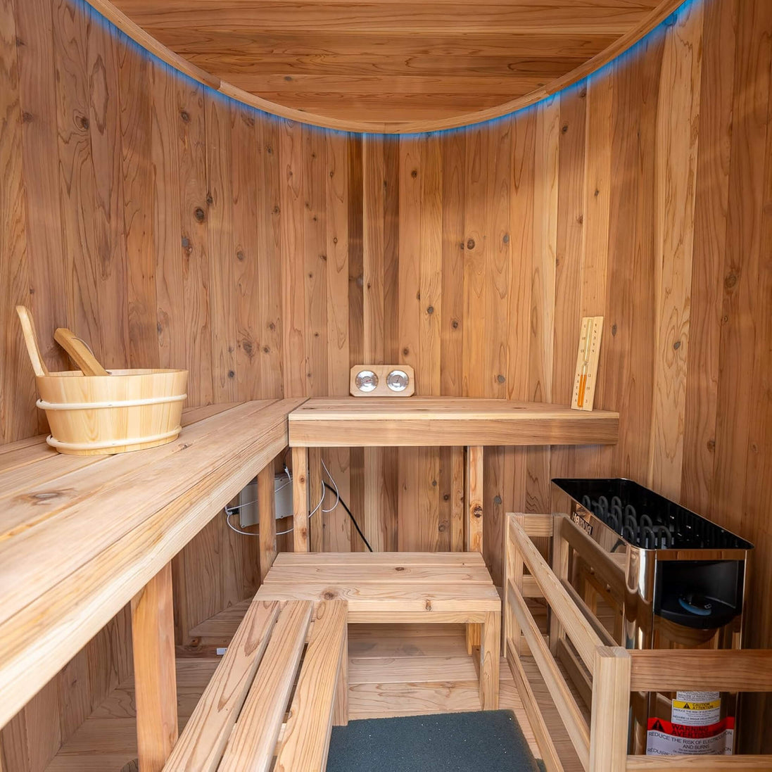 Thermora Barcelona 4-Person Cedar Outdoor Vertical Barrel Sauna 6kW - SAK74813