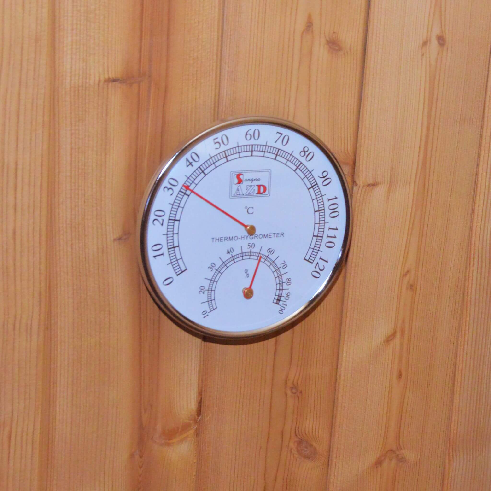 Thermora Ignite 4-6 Person White Oak Outdoor Barrel Sauna with 4.5kW Heater - SAK45968