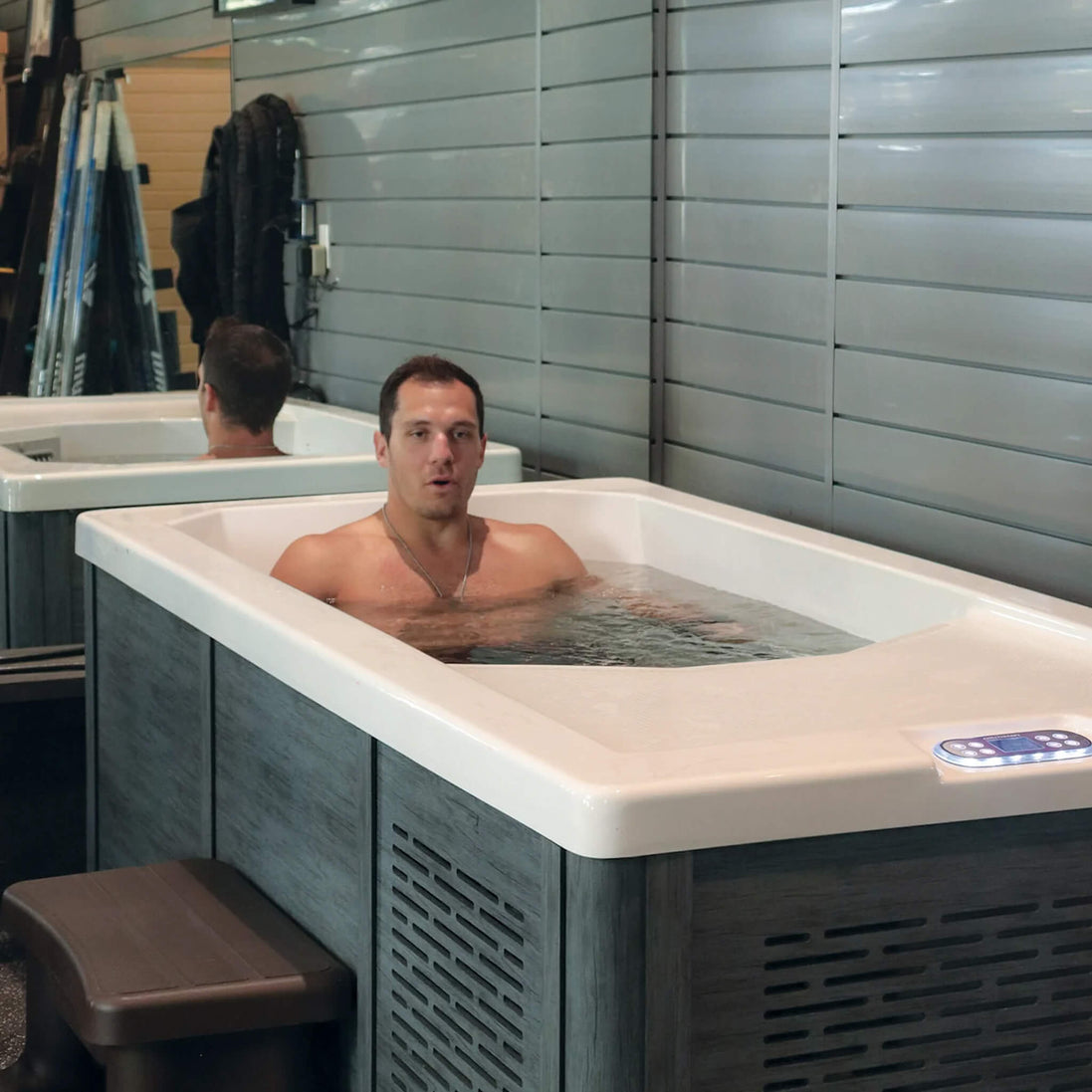 CSC 1000 Premium Cold Plunge Spa Tub With Built-In Ozone