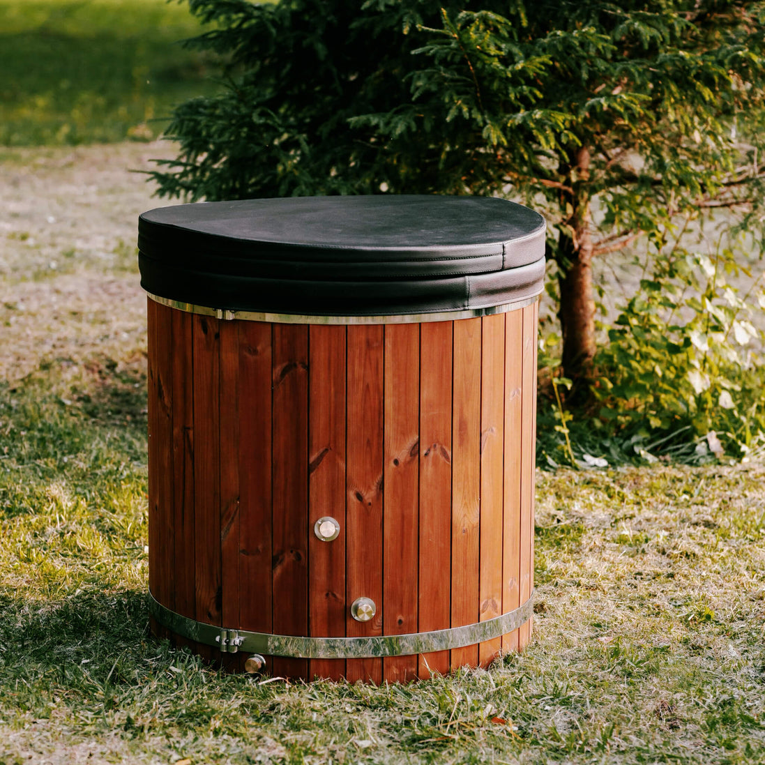 Premium 1-Person Fully-Assembled ThermoWood® Cold Plunge Tub