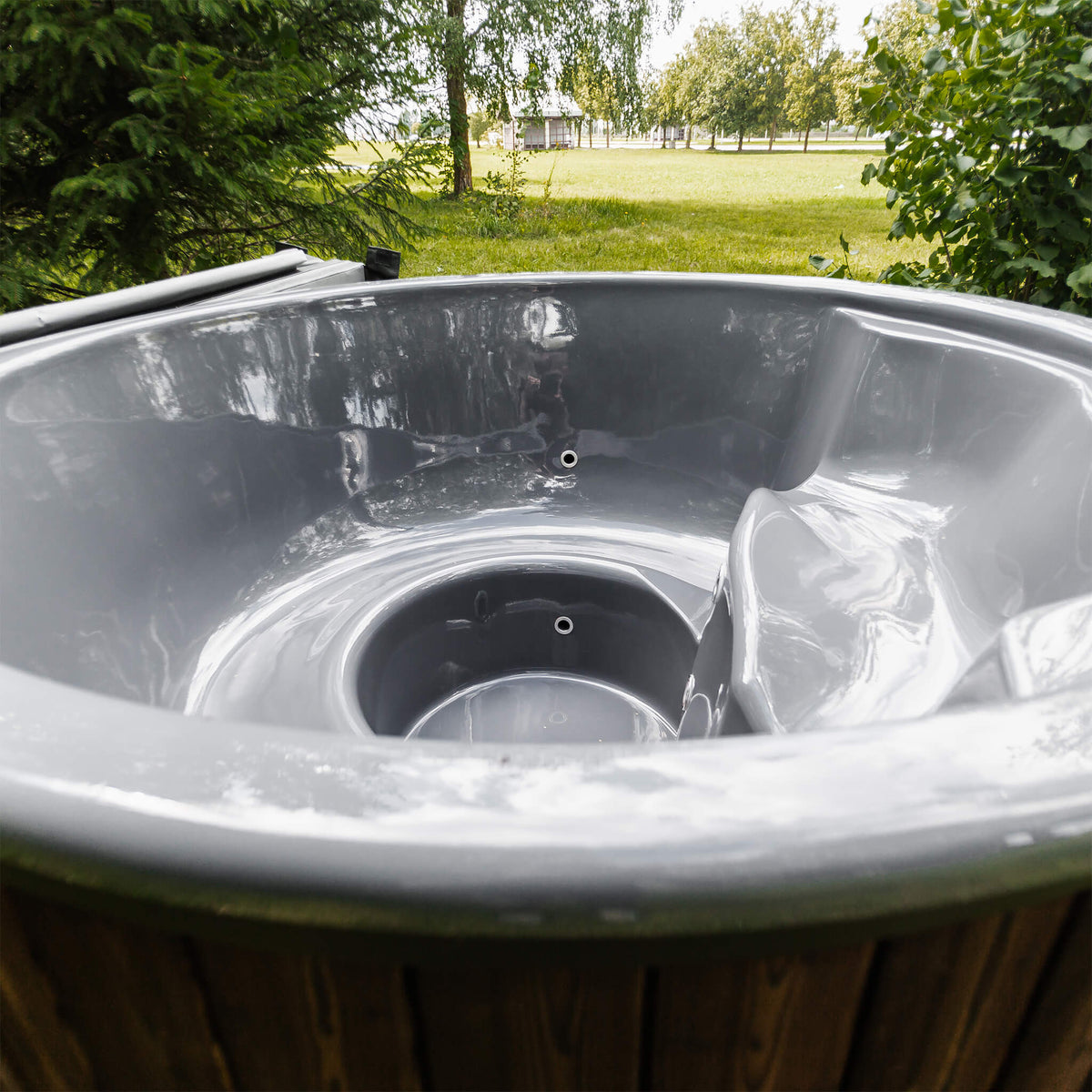 Premium 4-Person Fully-Assembled ThermoWood® Wood-Fired Hot Tub