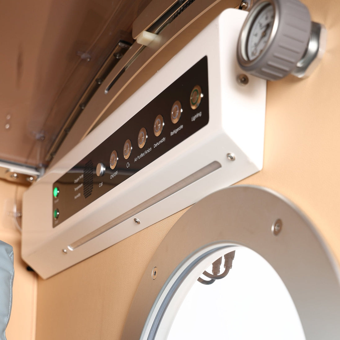 TimePod 2 | 2.0 ATA Triangular Hard-Shell Hyperbaric Chamber